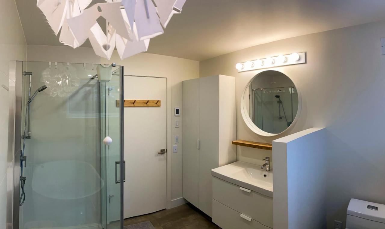 Bed and Breakfast Le Camp Cache Shefford Экстерьер фото